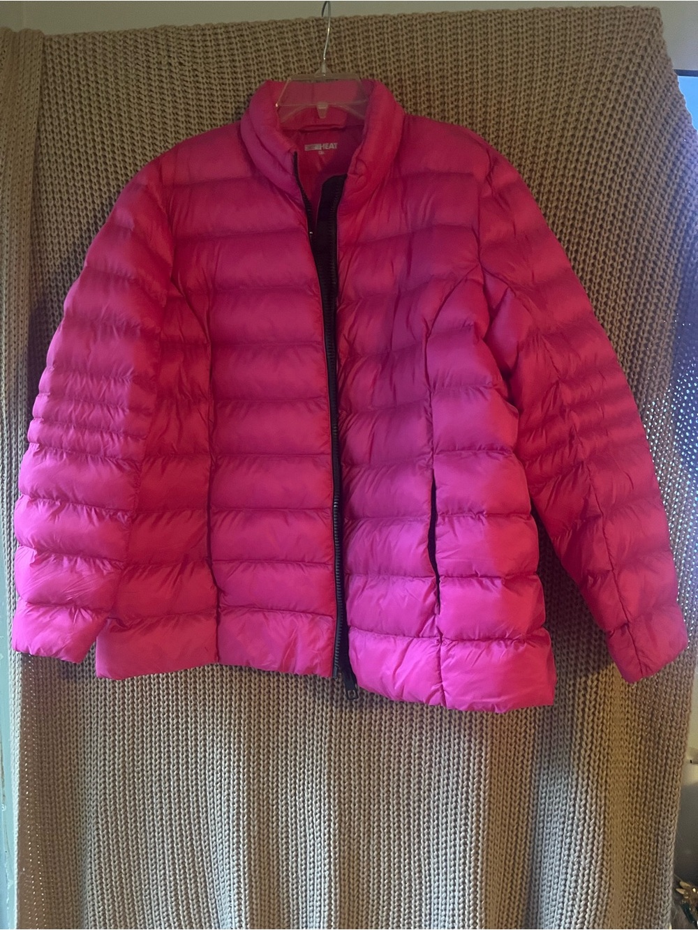 Women’s Hot Pink Quilted Puffer Jacket - Lightweight Insulated Coat